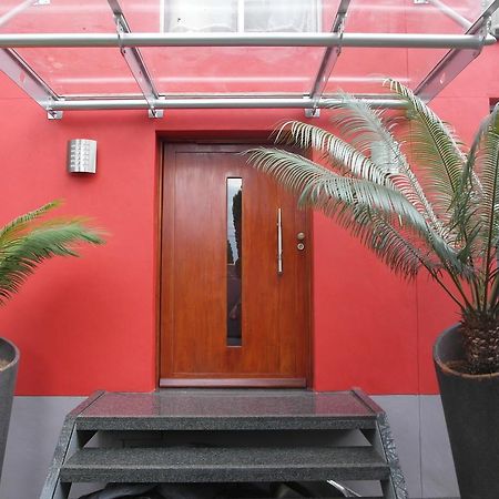 Red Square Home بريتوريا المظهر الخارجي الصورة