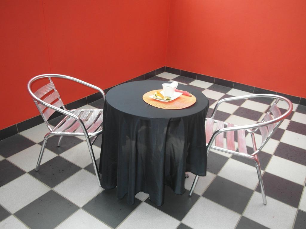 Red Square Home بريتوريا المظهر الخارجي الصورة