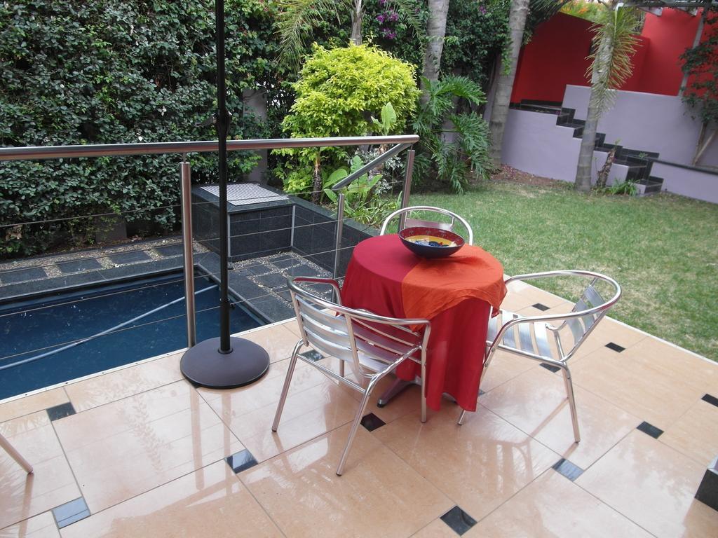 Red Square Home بريتوريا المظهر الخارجي الصورة