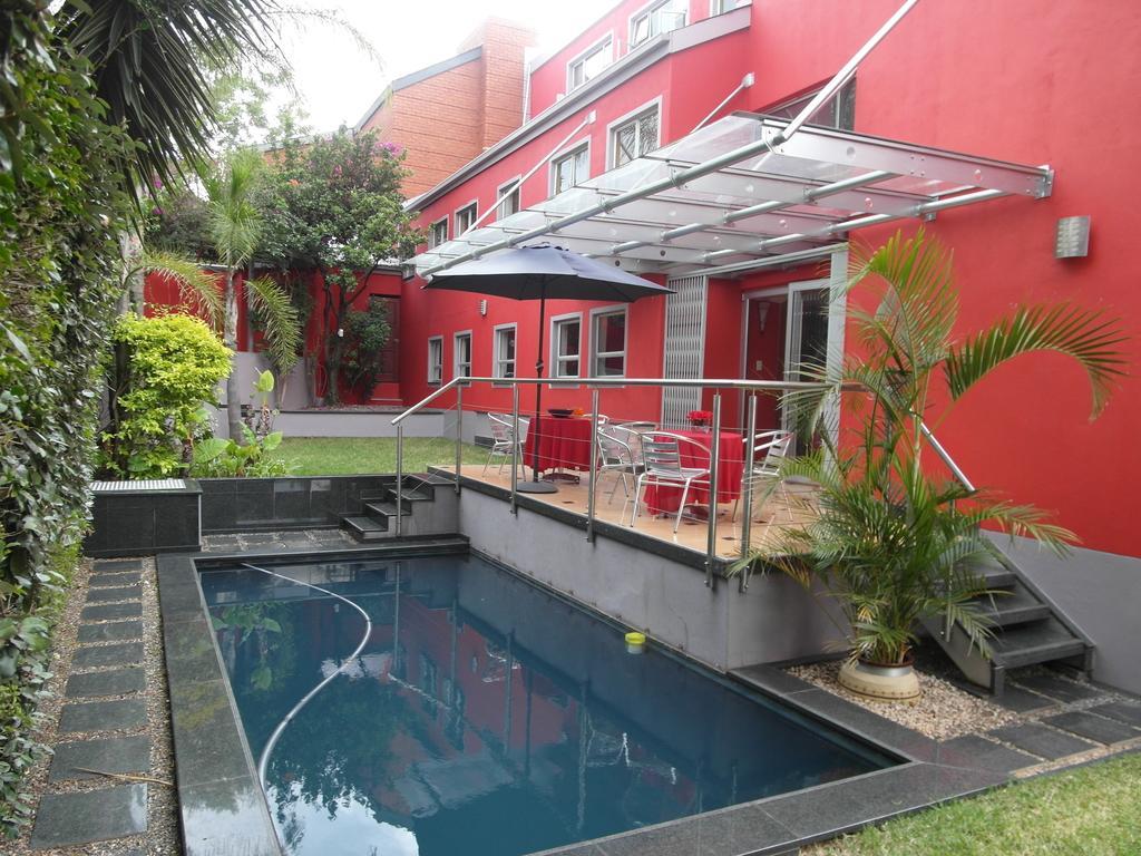 Red Square Home بريتوريا المظهر الخارجي الصورة