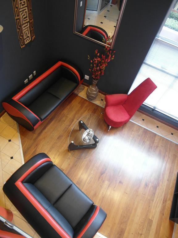 Red Square Home بريتوريا المظهر الخارجي الصورة