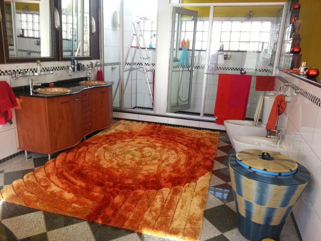 Red Square Home بريتوريا المظهر الخارجي الصورة