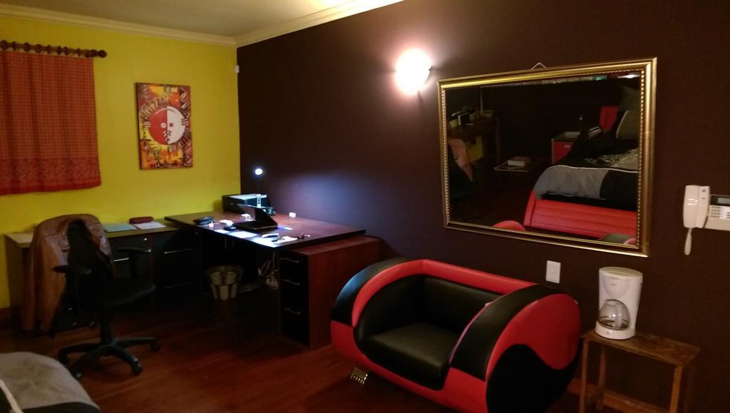 Red Square Home بريتوريا المظهر الخارجي الصورة