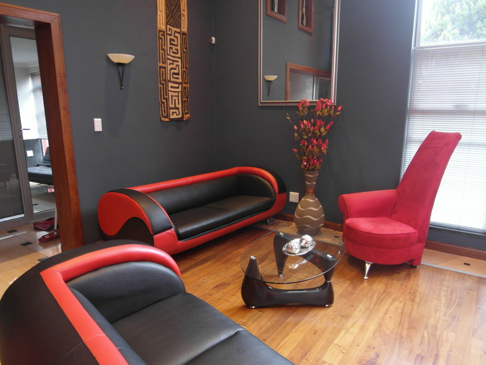 Red Square Home بريتوريا المظهر الخارجي الصورة
